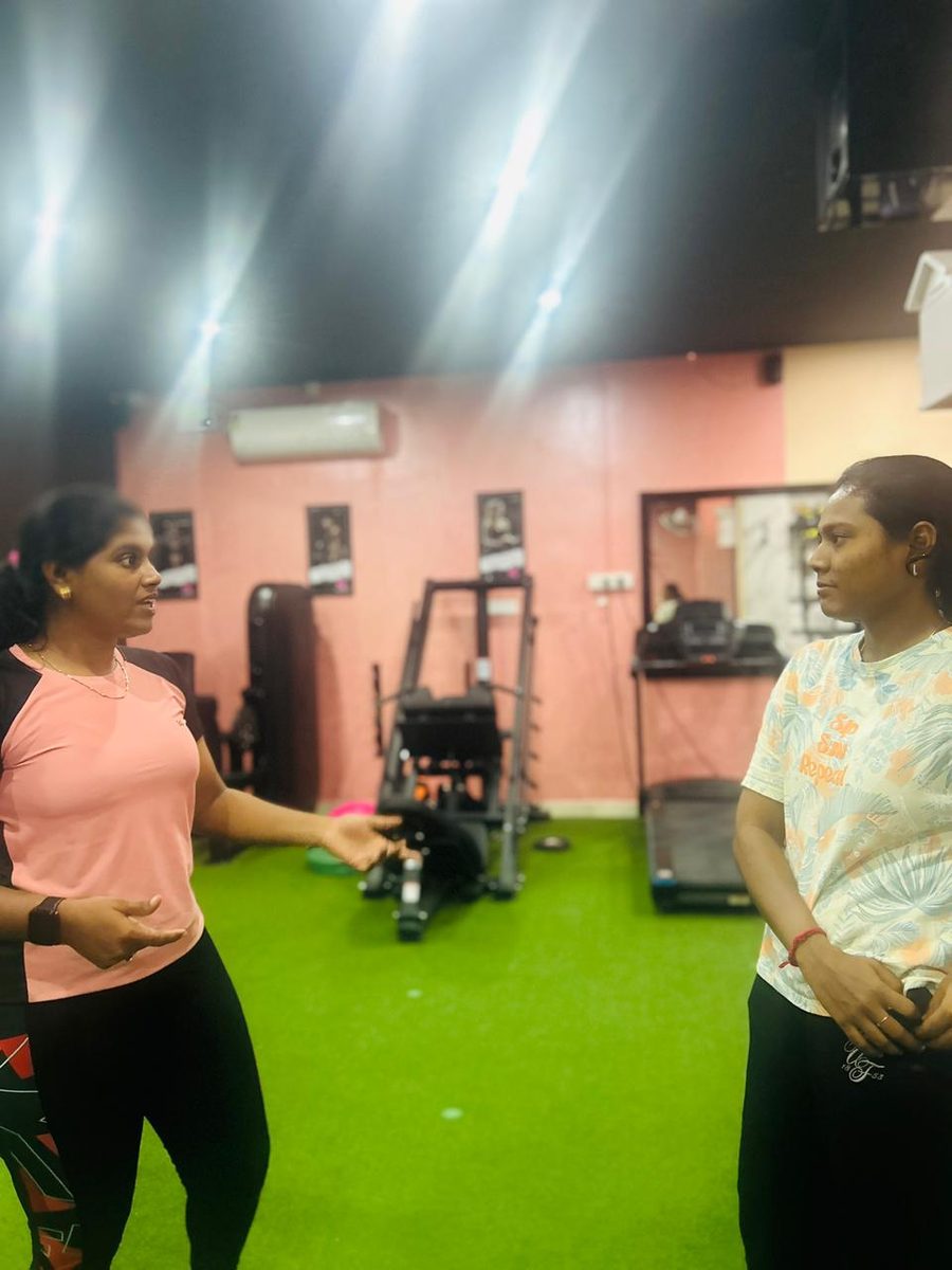 Group class at Feminine 360